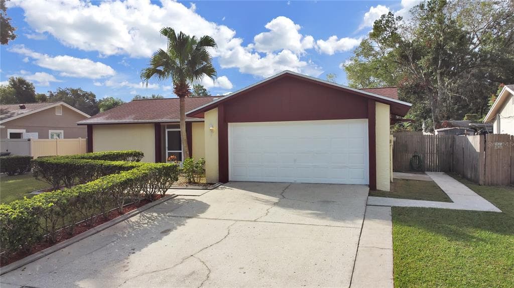 515 BRYAN VALLEY COURT BRANDON, FL 33511