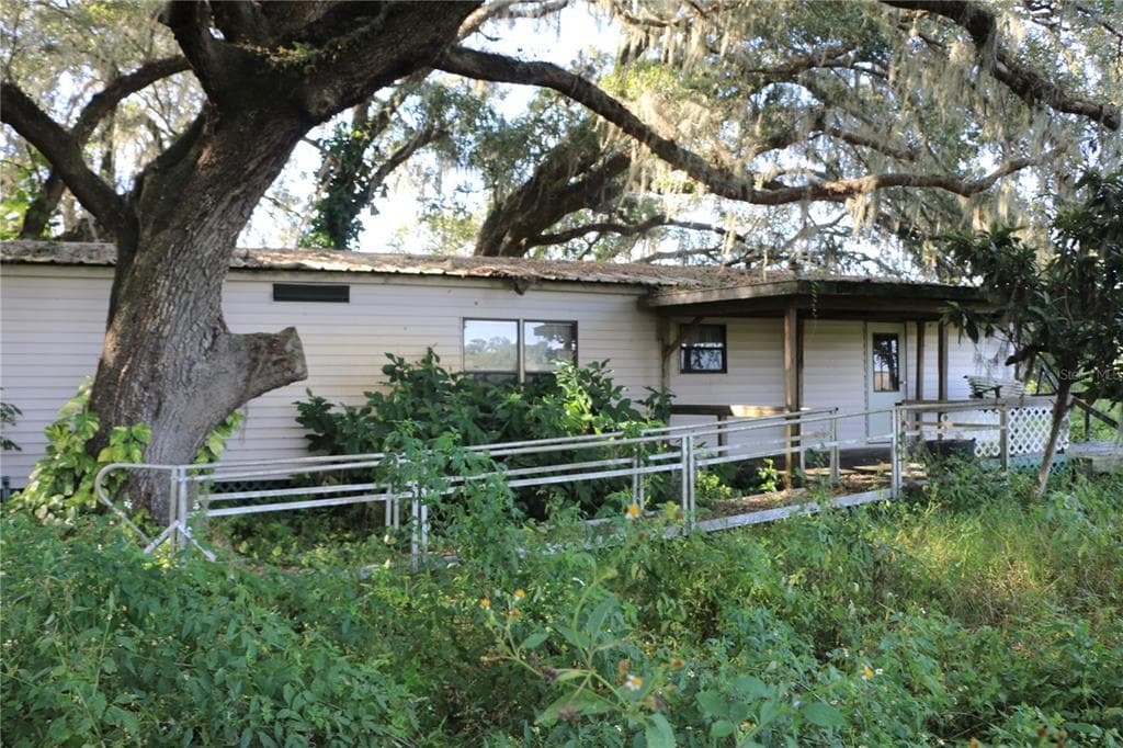 8973 SE 12TH DRIVE WEBSTER, FL 33597