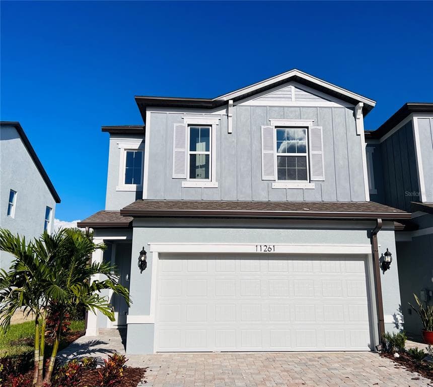 11261 BEACH WALK WAY NE ST PETERSBURG, FL 33716