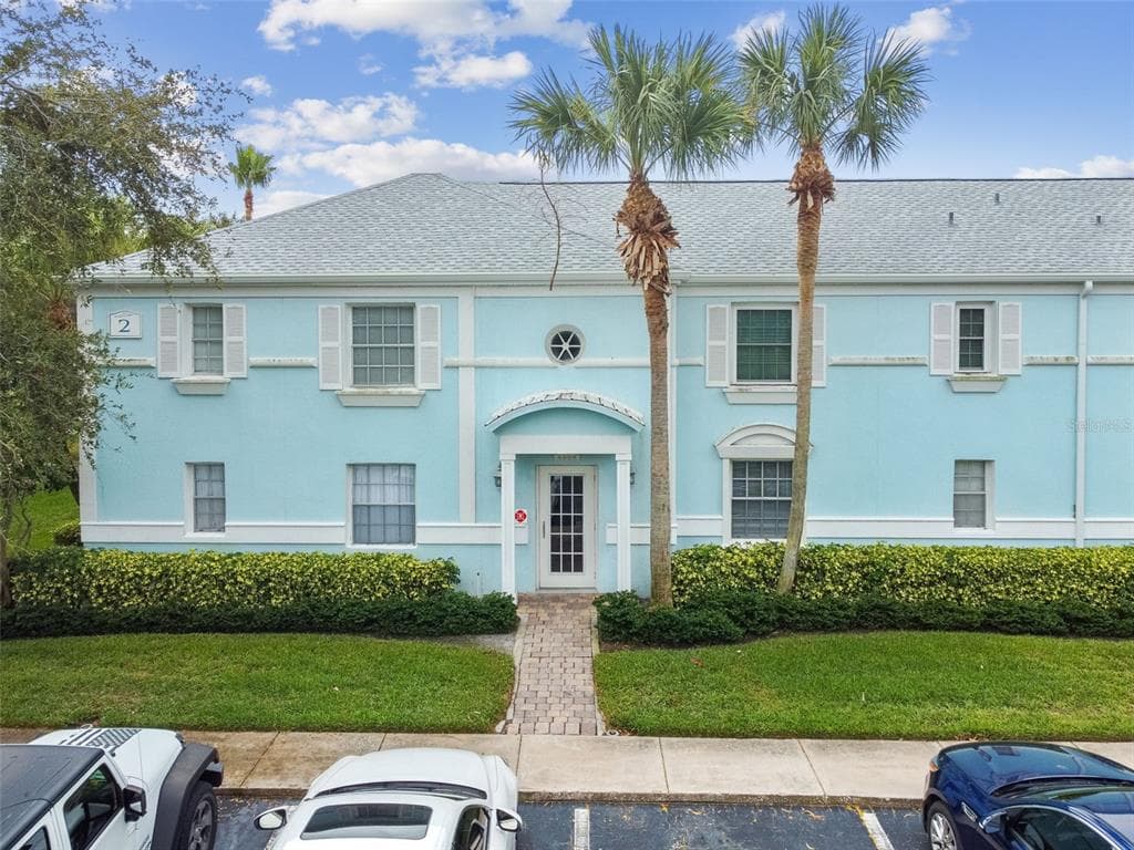 4995 COBIA DRIVE SE UNIT B ST PETERSBURG, FL 33705