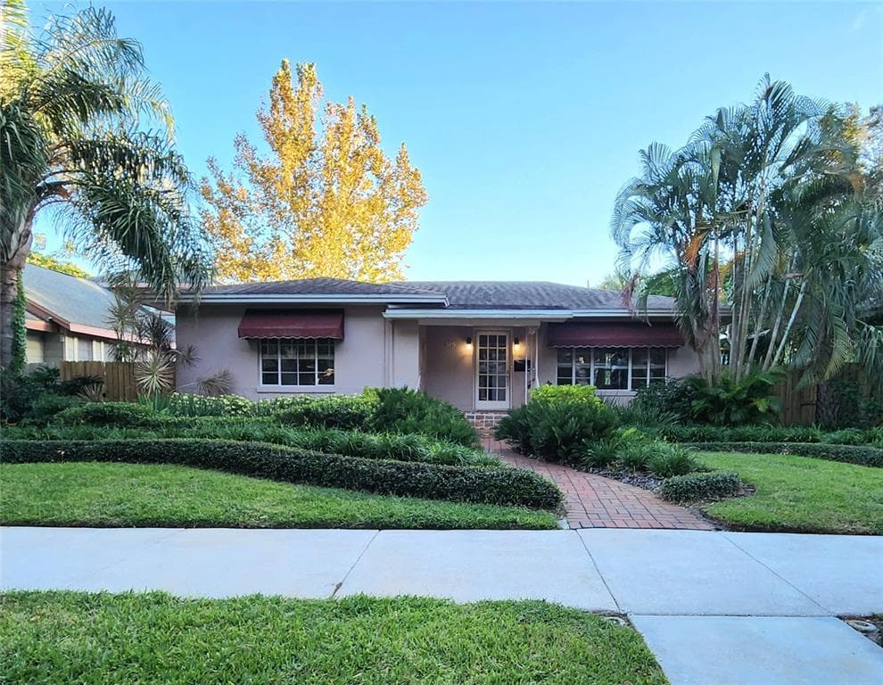 516 13TH AVENUE NE ST PETERSBURG, FL 33701