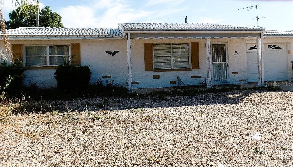 5102 MOOG ROAD HOLIDAY, FL 34690