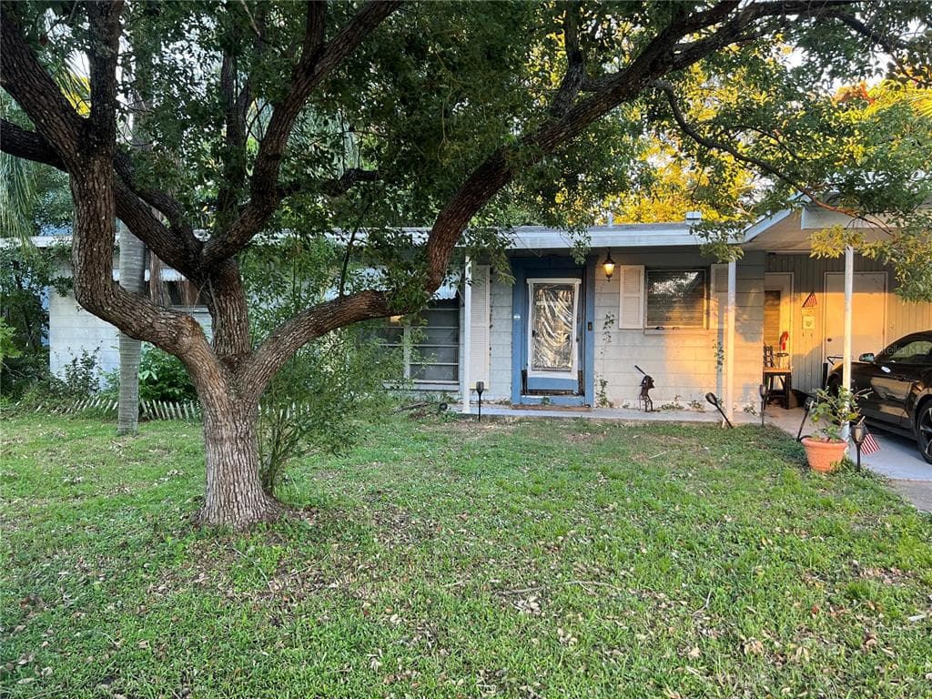 4135 SHORE ACRES BOULEVARD NE ST PETERSBURG, FL 33703