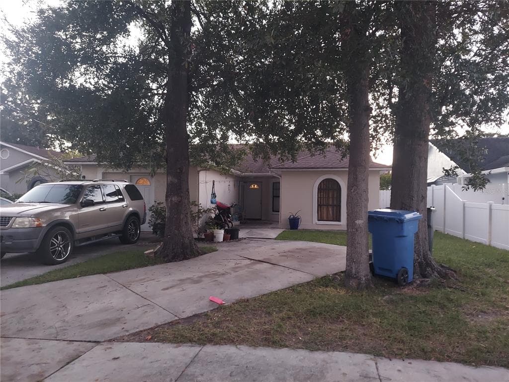 7514 N HALE AVENUE TAMPA, FL 33614
