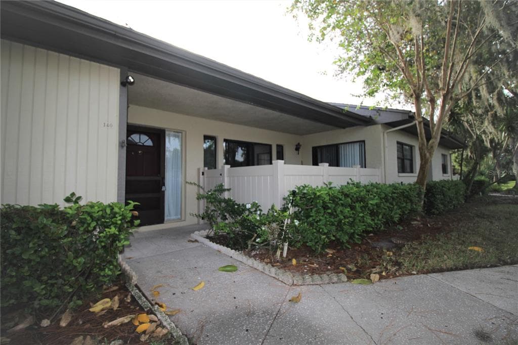 140 GRETCHEN COURT OLDSMAR, FL 34677