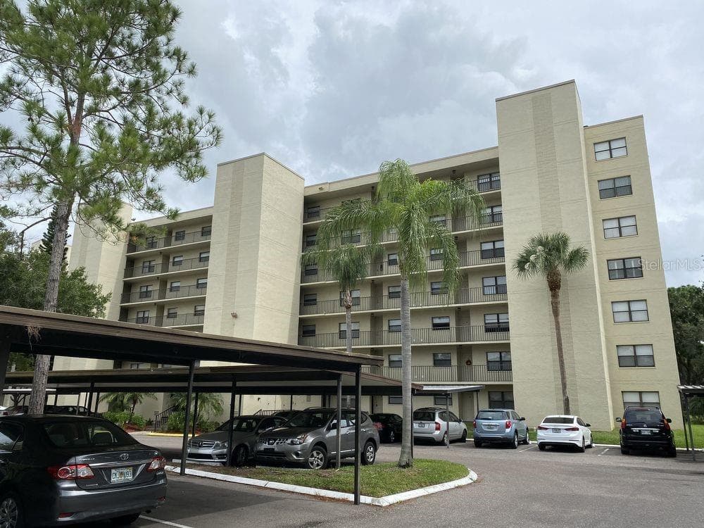 800 COVE CAY DRIVE UNIT 5D CLEARWATER, FL 33760