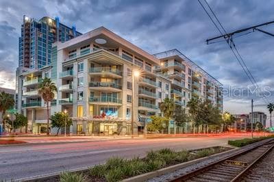 111 N 12TH STREET UNIT 1426 TAMPA, FL 33602