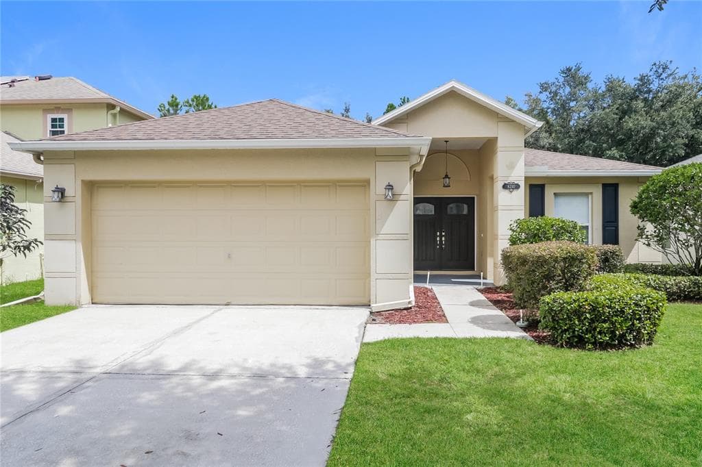 8210 STOCKTON WAY TAMPA, FL 33647