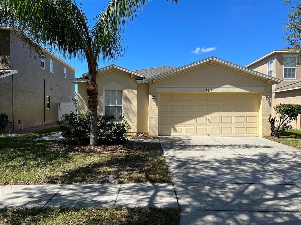 7815 CARRIAGE POINTE DRIVE GIBSONTON, FL 33534