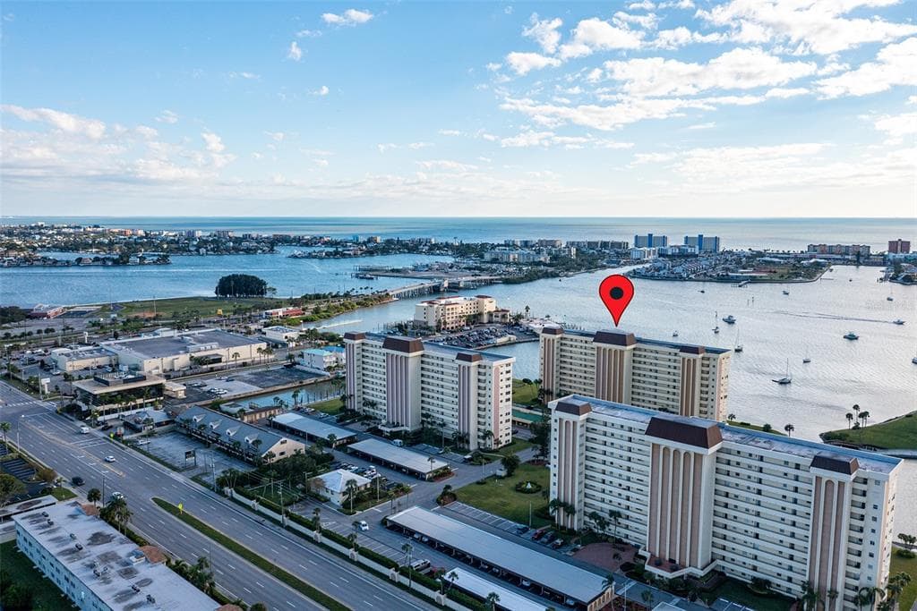 4525 COVE CIRCLE UNIT 1001 ST PETERSBURG, FL 33708