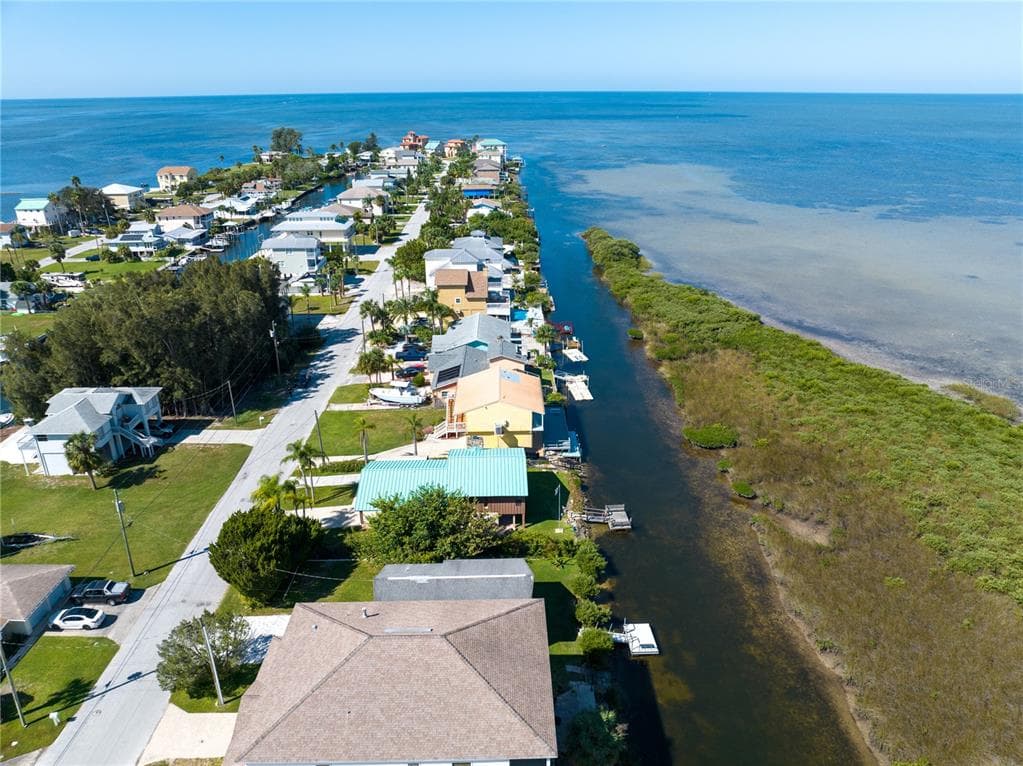 6709 DRIFTWOOD DRIVE HUDSON, FL 34667