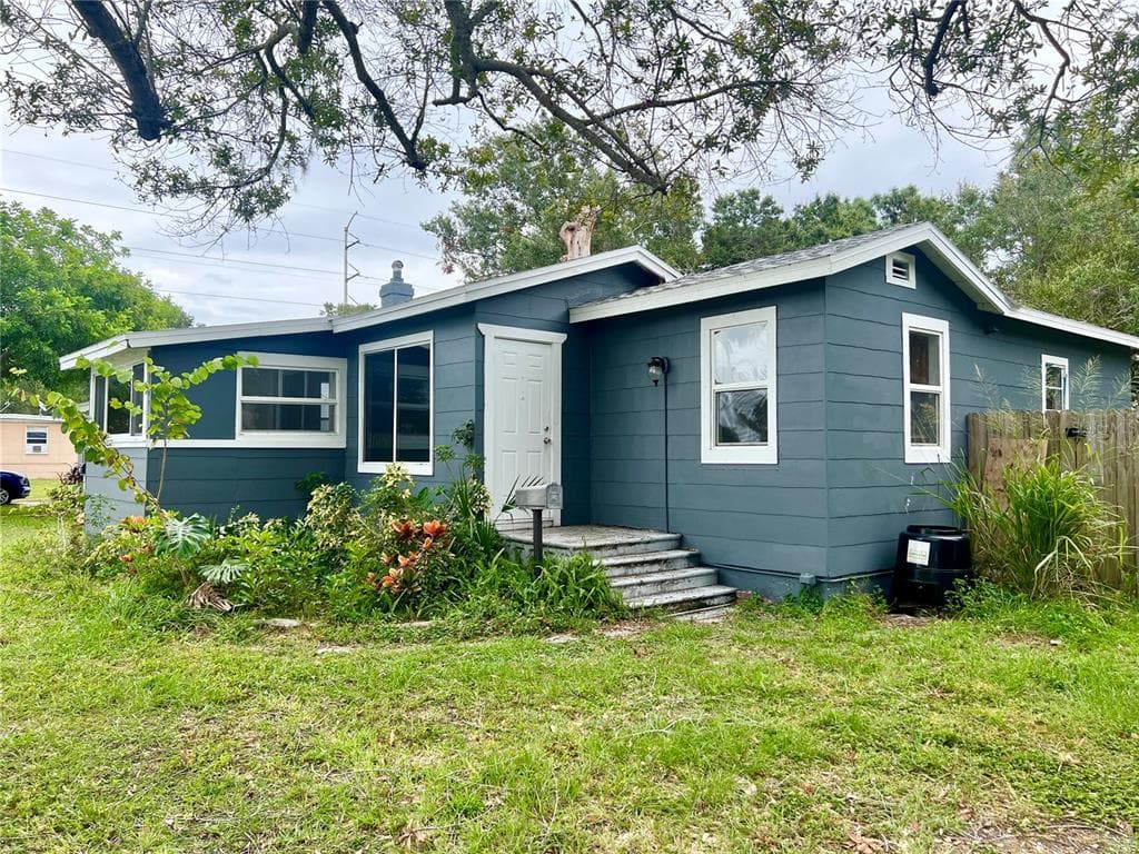 2820 36TH AVENUE N ST PETERSBURG, FL 33713