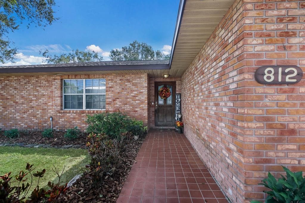 812 20TH AVENUE W PALMETTO, FL 34221