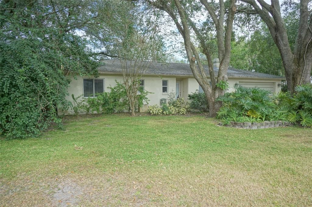 6120 E 112TH AVENUE TEMPLE TERRACE, FL 33617