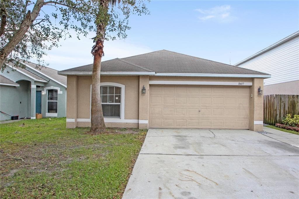 10437 OPUS DRIVE RIVERVIEW, FL 33579