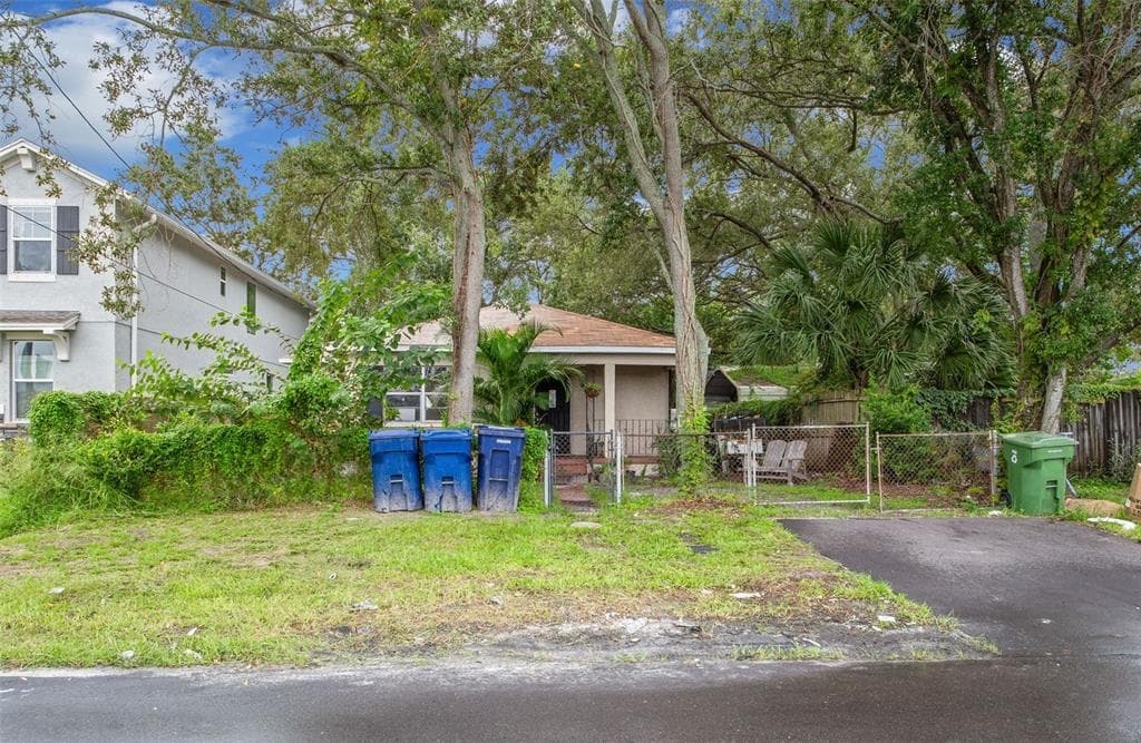 2322 W GRAY STREET TAMPA, FL 33609