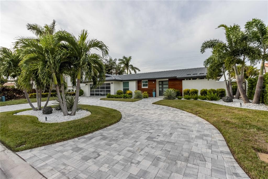 2236 DONATO DRIVE BELLEAIR BEACH, FL 33786