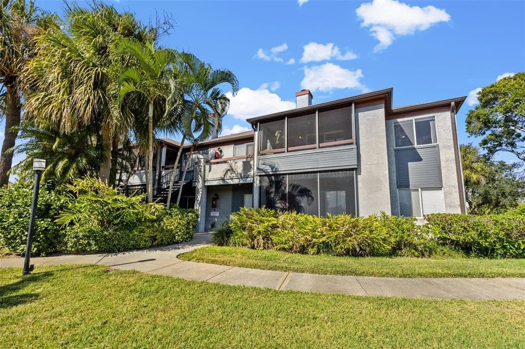 10263 GANDY BOULEVARD N UNIT 116 ST PETERSBURG, FL 33702