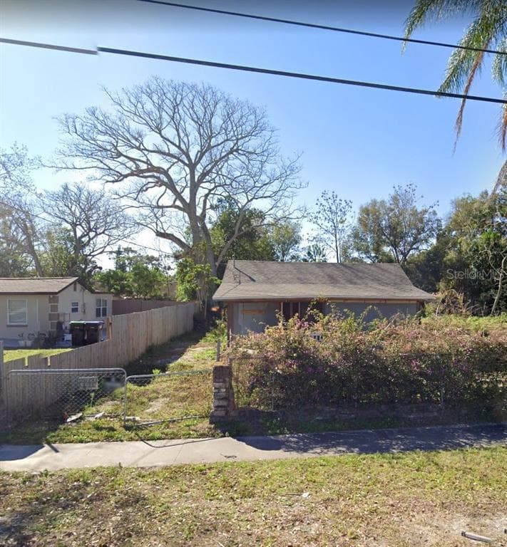 10108 FLOWERS AVENUE ORLANDO, FL 32825