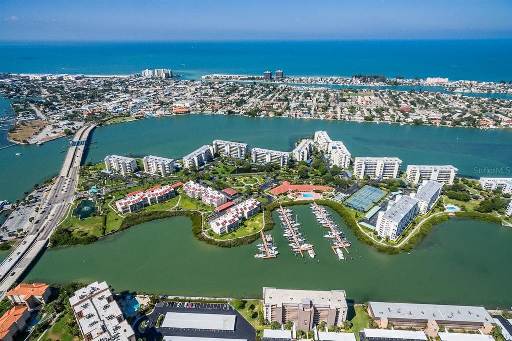 7974 SAILBOAT KEY BOULEVARD S UNIT 402 SOUTH PASADENA, FL 33707