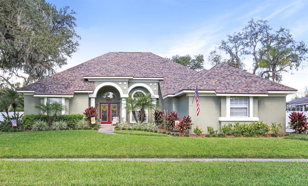 4906 SYLVAN OAKS DRIVE VALRICO, FL 33596