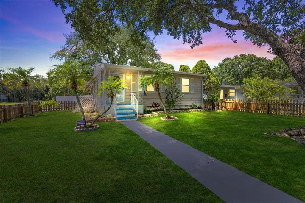 700 53RD AVENUE N ST PETERSBURG, FL 33703