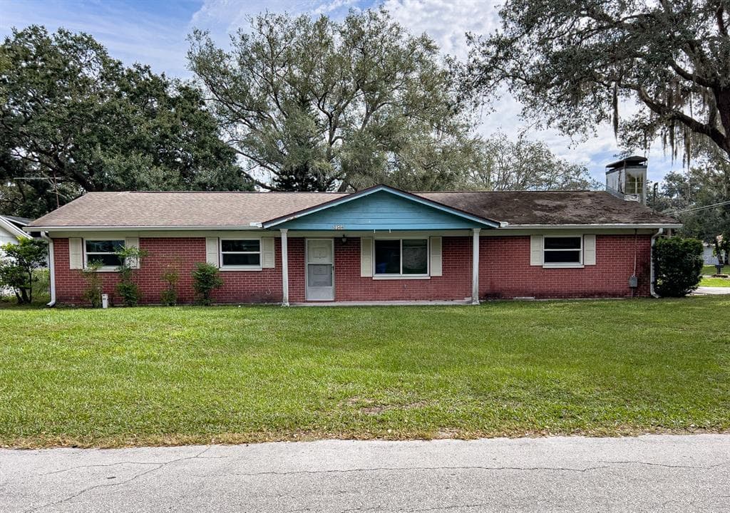 2508 RANCH LAKE CIRCLE LUTZ, FL 33559
