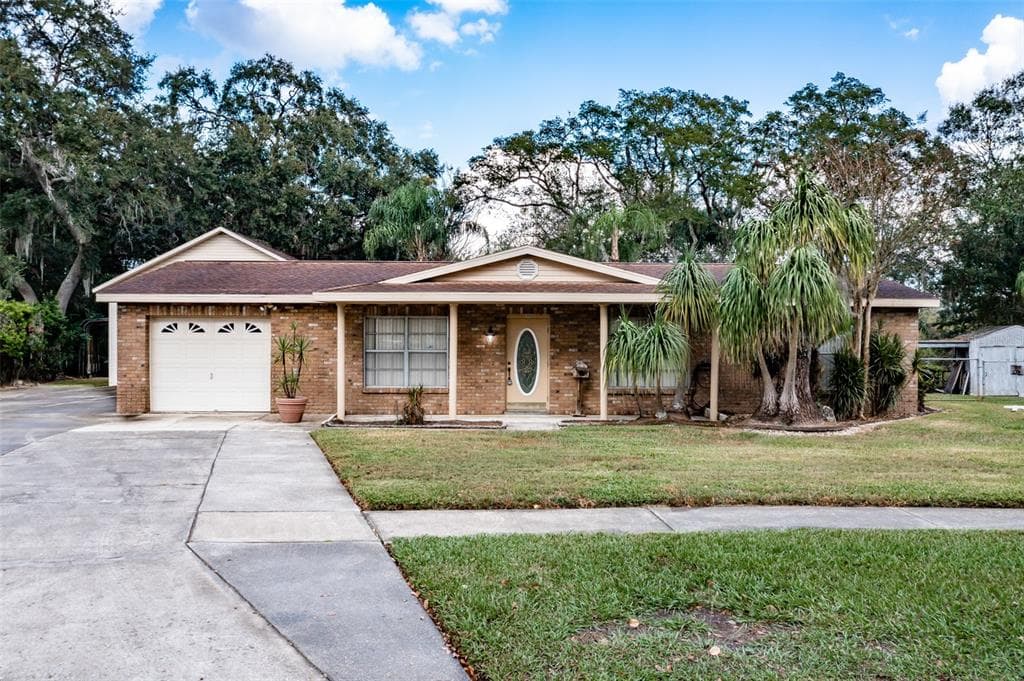 2007 RONALD CIRCLE SEFFNER, FL 33584