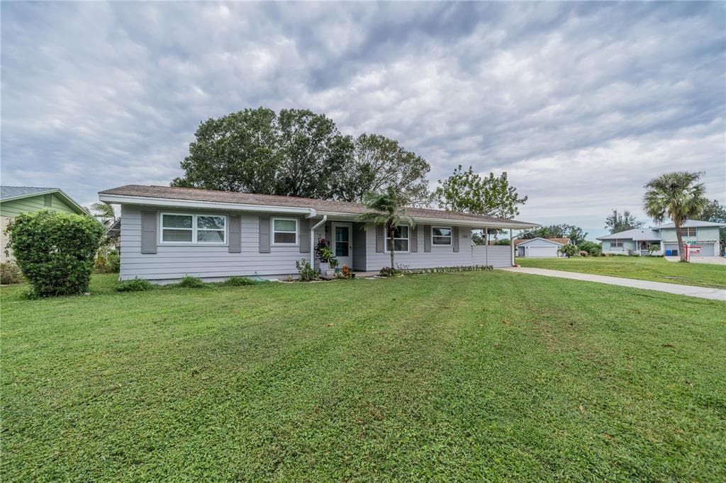 103 12TH STREET SW RUSKIN, FL 33570