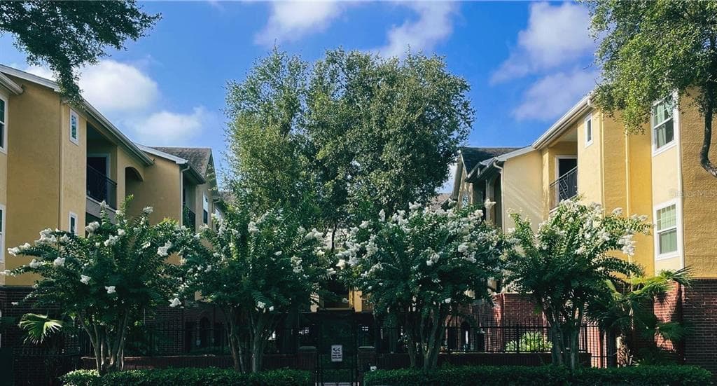 2010 E PALM AVENUE UNIT 14219 TAMPA, FL 33605