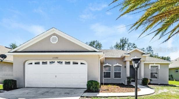 11330 LAKE DRIVE LEESBURG, FL 34788