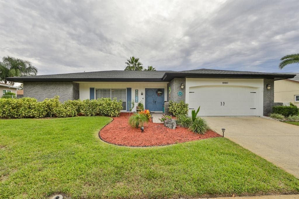 13410 RAYBURN ROAD HUDSON, FL 34667