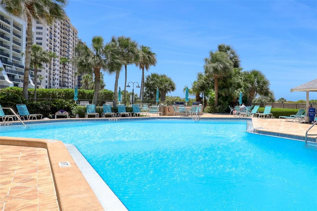 1230 GULF BOULEVARD UNIT 604 CLEARWATER, FL 33767