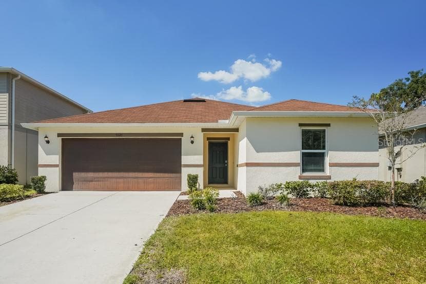 9320 EQUITY LANE SEFFNER, FL 33584