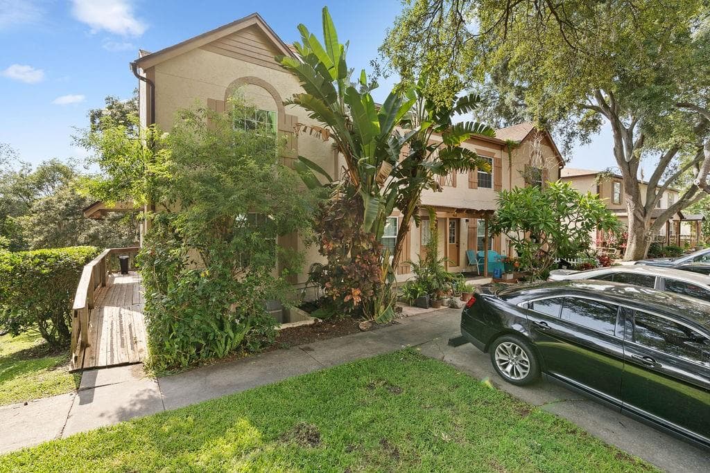 401 BRIGADOON DRIVE CLEARWATER, FL 33759