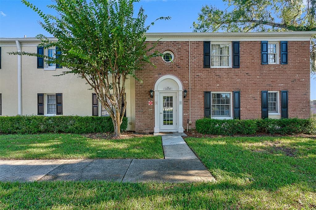 13757 JUNIPER BLOSSOM DRIVE UNIT 202 TAMPA, FL 33618