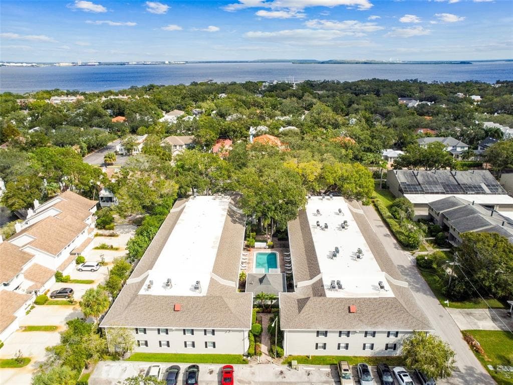 5221 BAYSHORE BOULEVARD UNIT 14 TAMPA, FL 33611