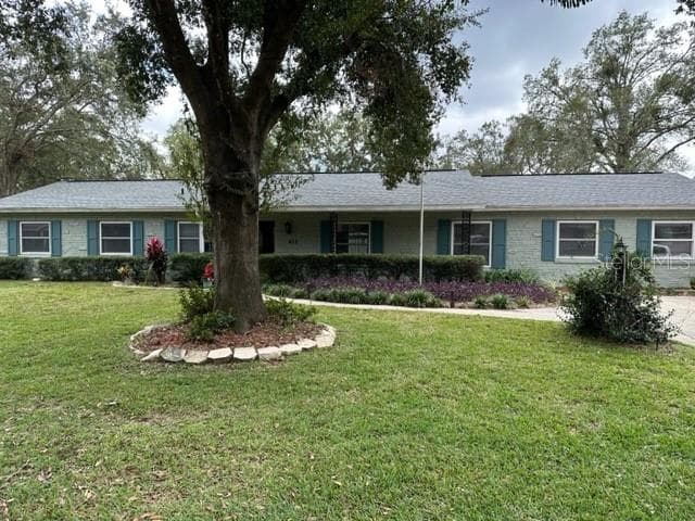 611 GREENBRIAR DRIVE BRANDON, FL 33511