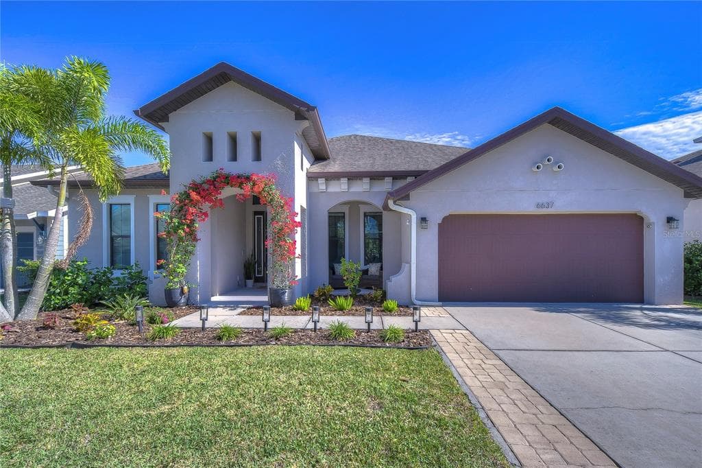 6637 CURRENT DRIVE APOLLO BEACH, FL 33572