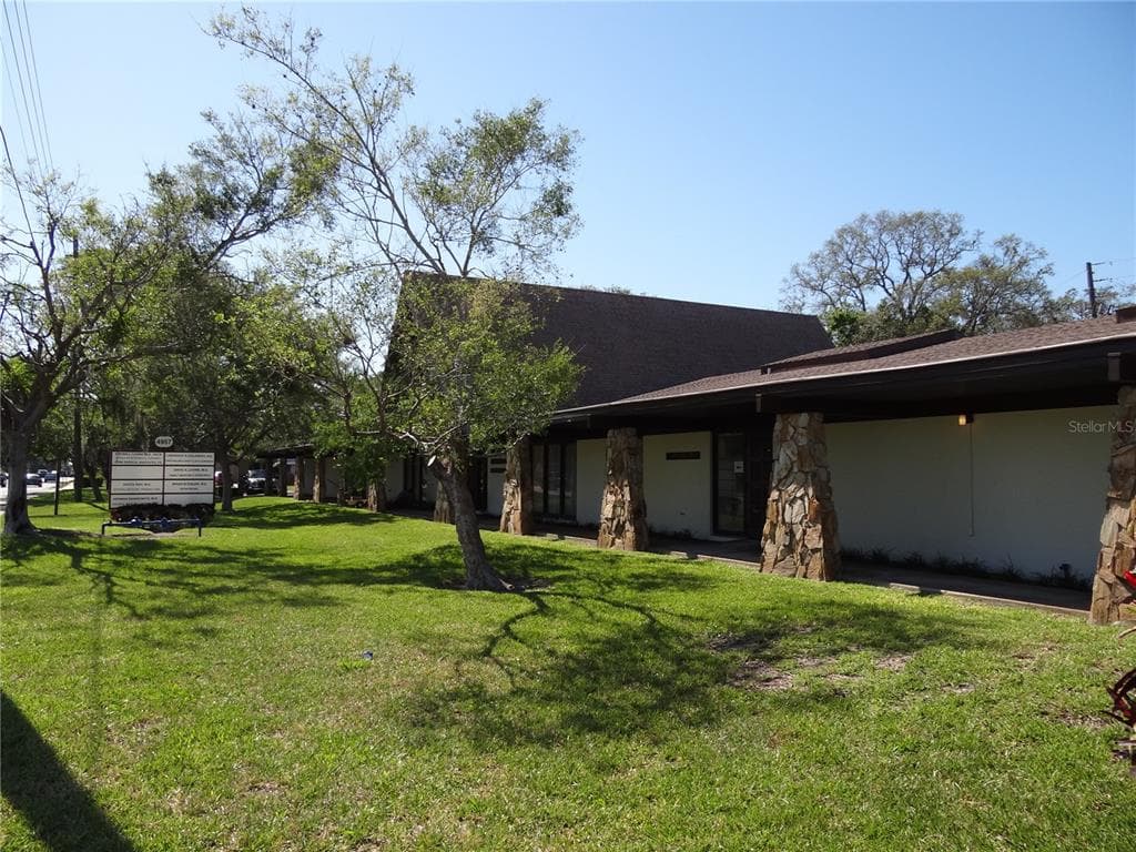4957 38TH AVENUE N UNIT D ST PETERSBURG, FL 33710