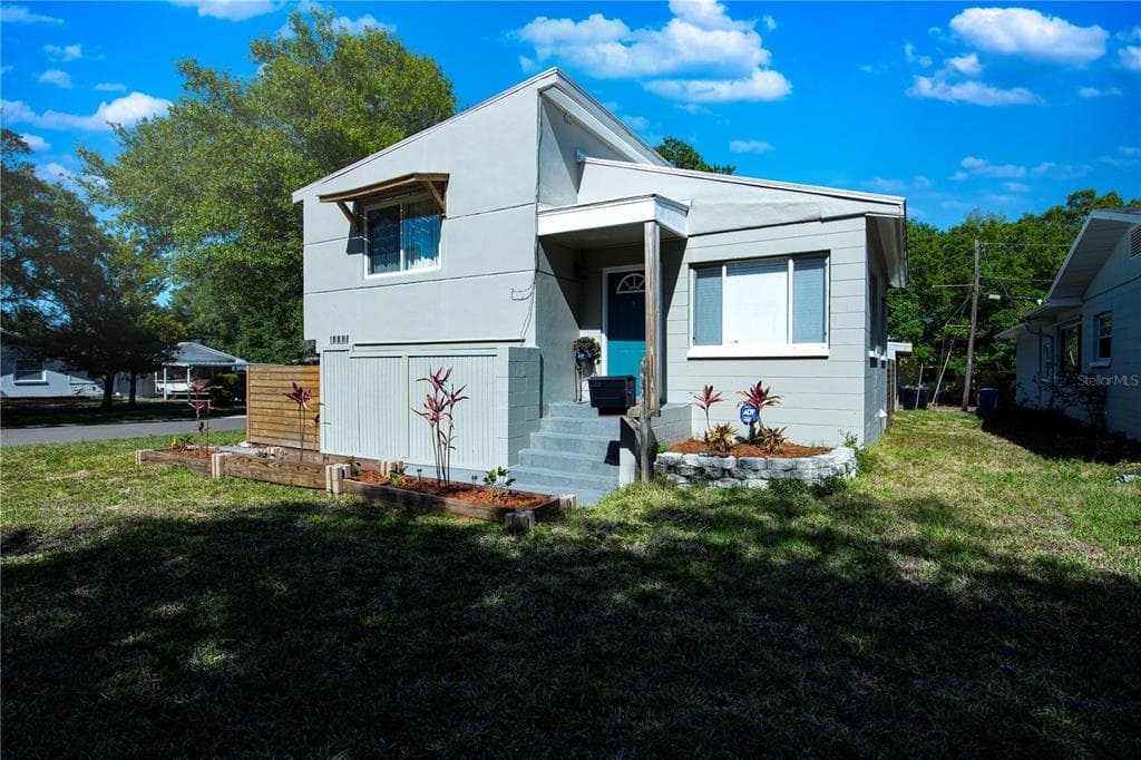 4247 DR MARTIN LUTHER KING JR STREET N ST PETERSBURG, FL 33703