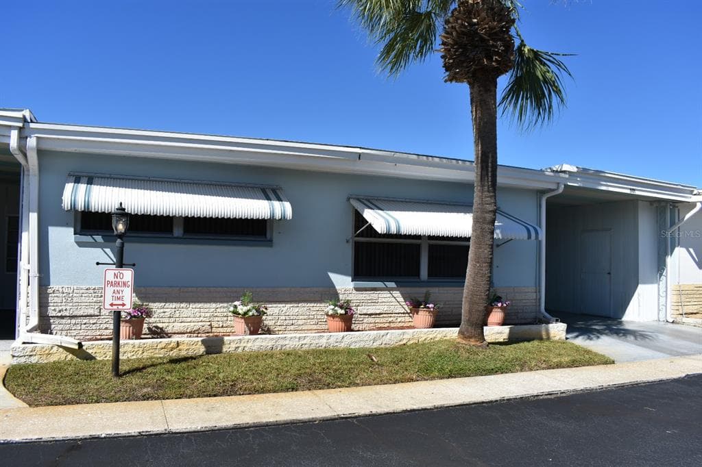 250 ROSERY ROAD NW UNIT 301