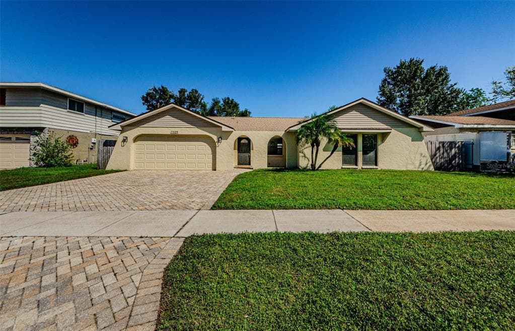 7329 AMHURST LANE CLEARWATER, FL 33764