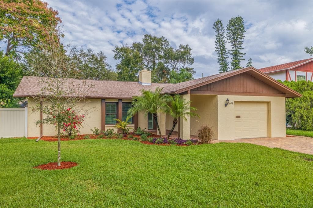 1619 DEMENS DRIVE S ST PETERSBURG, FL 33712