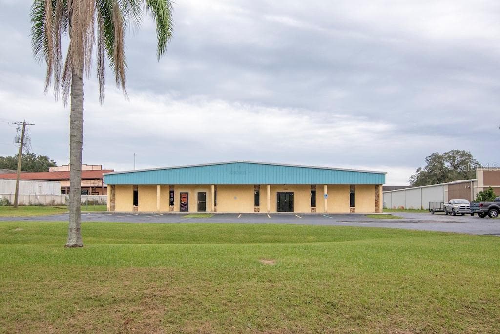 13295 E US HIGHWAY 92 DOVER, FL 33527