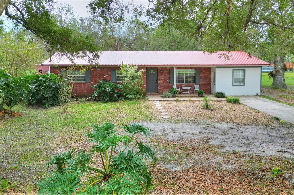 2805 KEYSVILLE DRIVE LITHIA, FL 33547