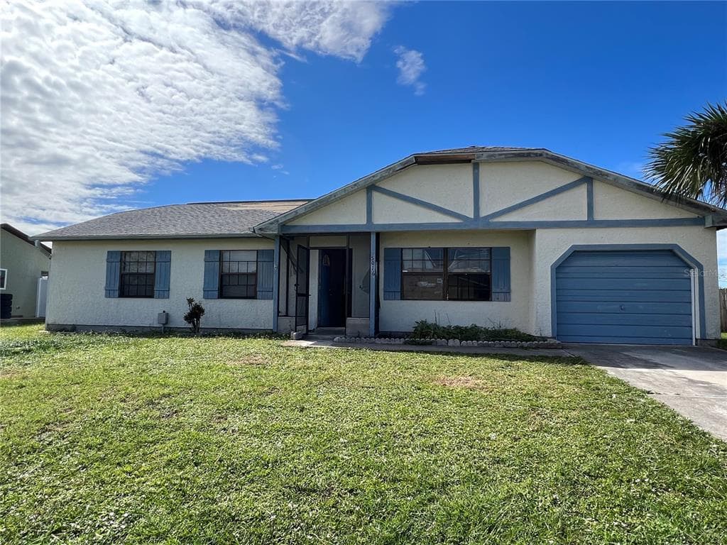 5016 CHAVES CIRCLE PORT CHARLOTTE, FL 33948