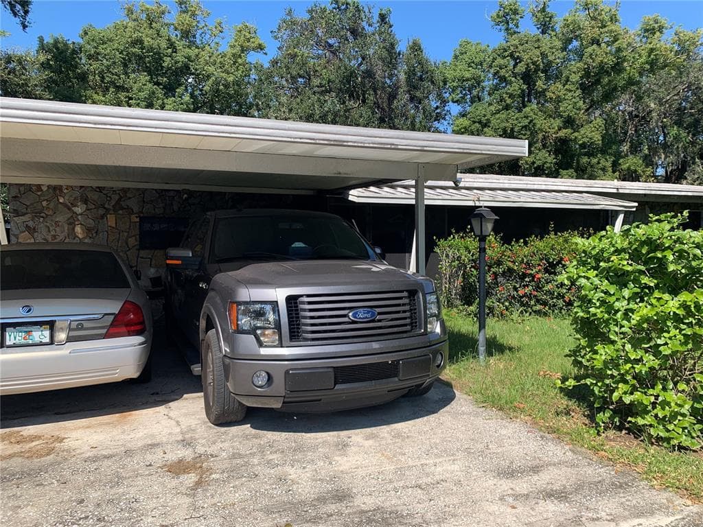 2015 7TH AVENUE E BRADENTON, FL 34208