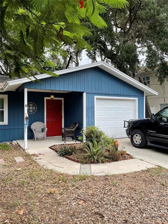 309 BROADWAY DUNEDIN, FL 34698
