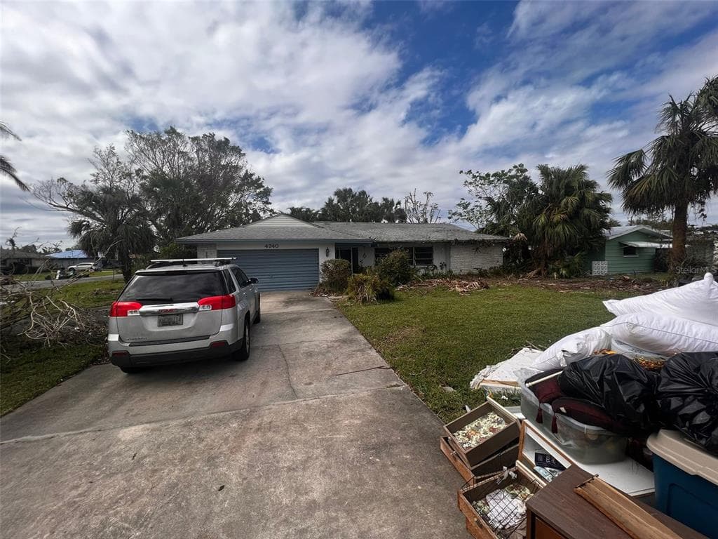 4240 PALM TREE BOULEVARD CAPE CORAL, FL 33904